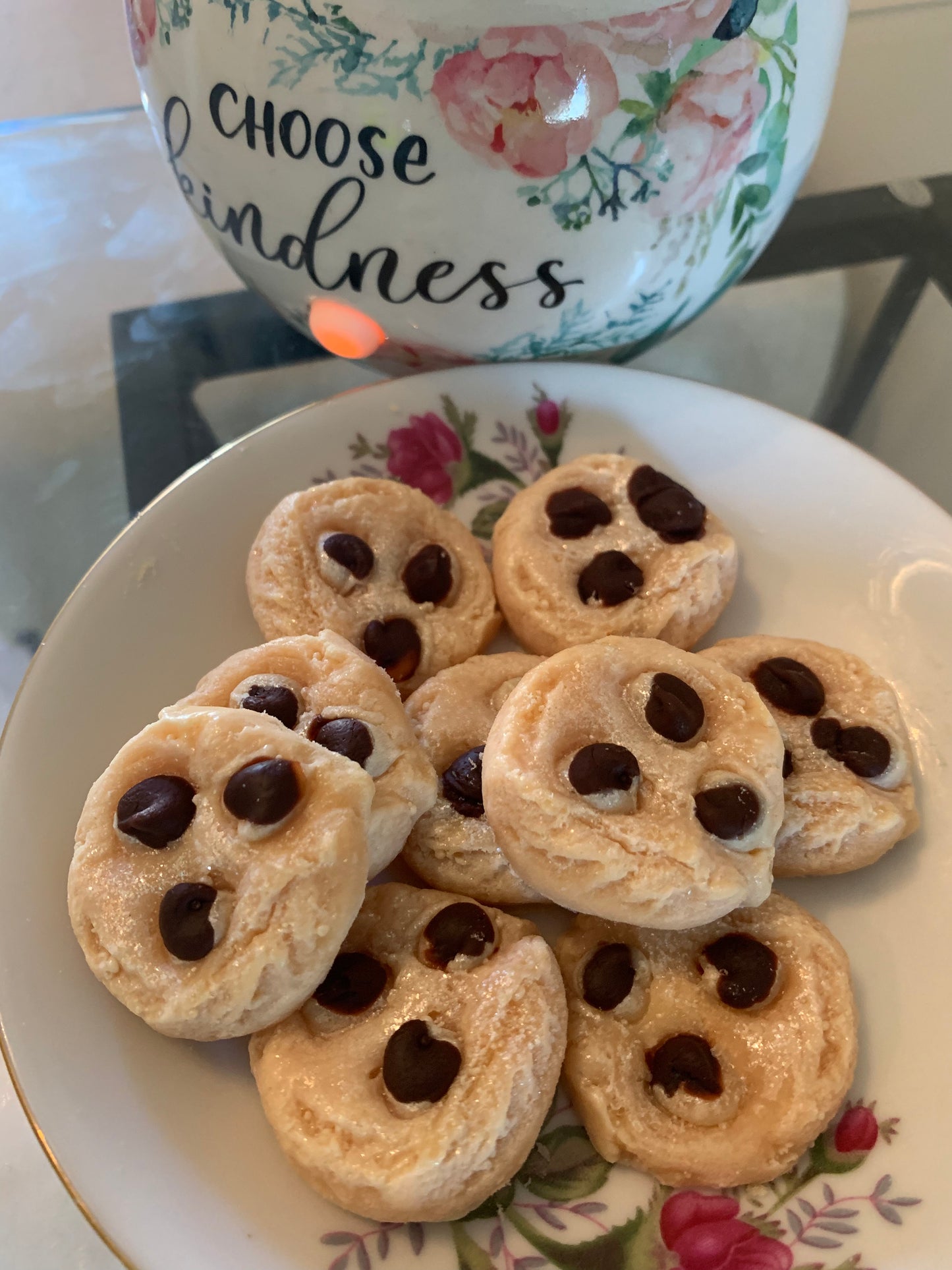 Mini Chocolate Chip Cookie Melts