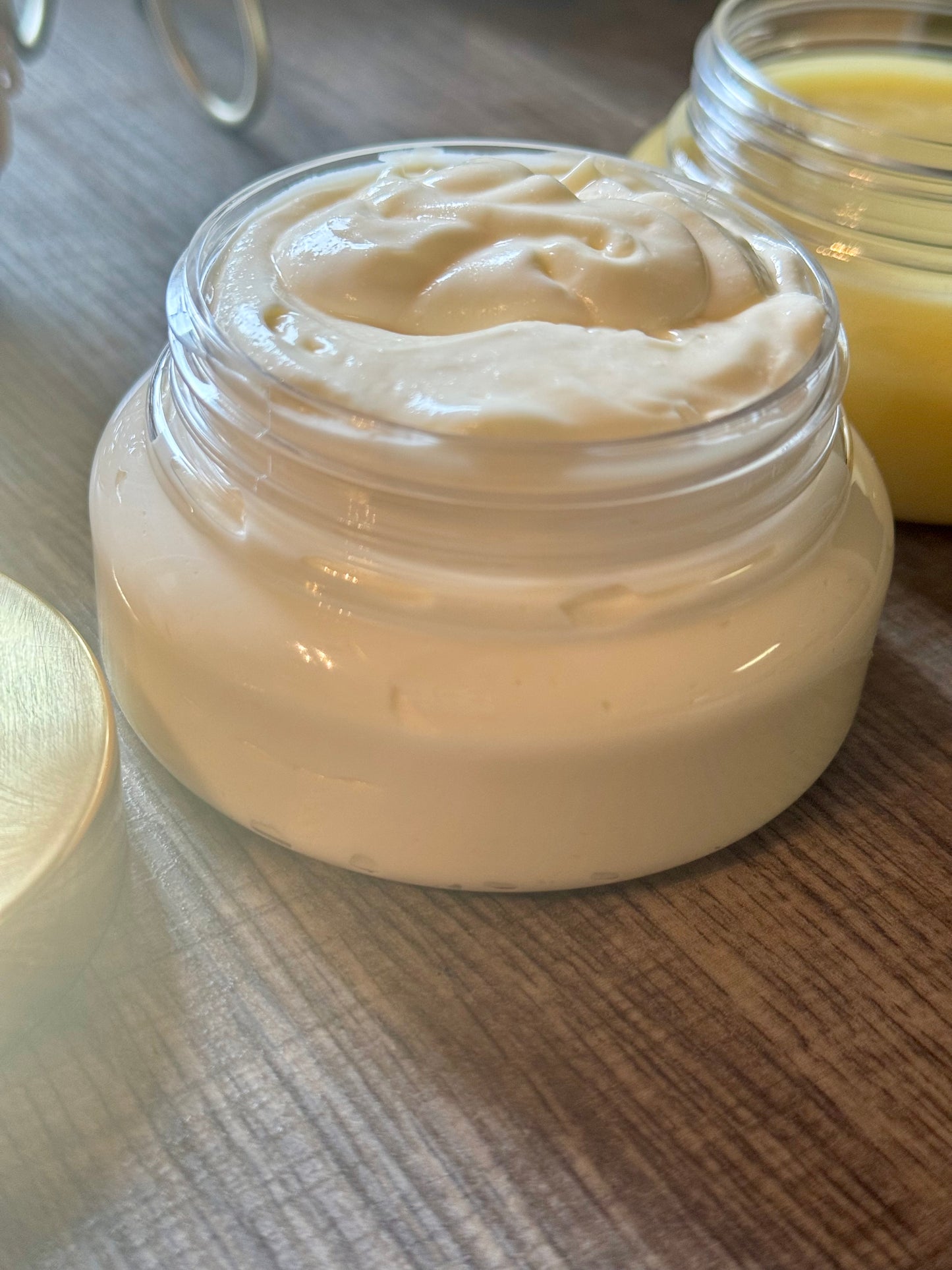 6 oz Whipped Body Butter Soufflé Cream