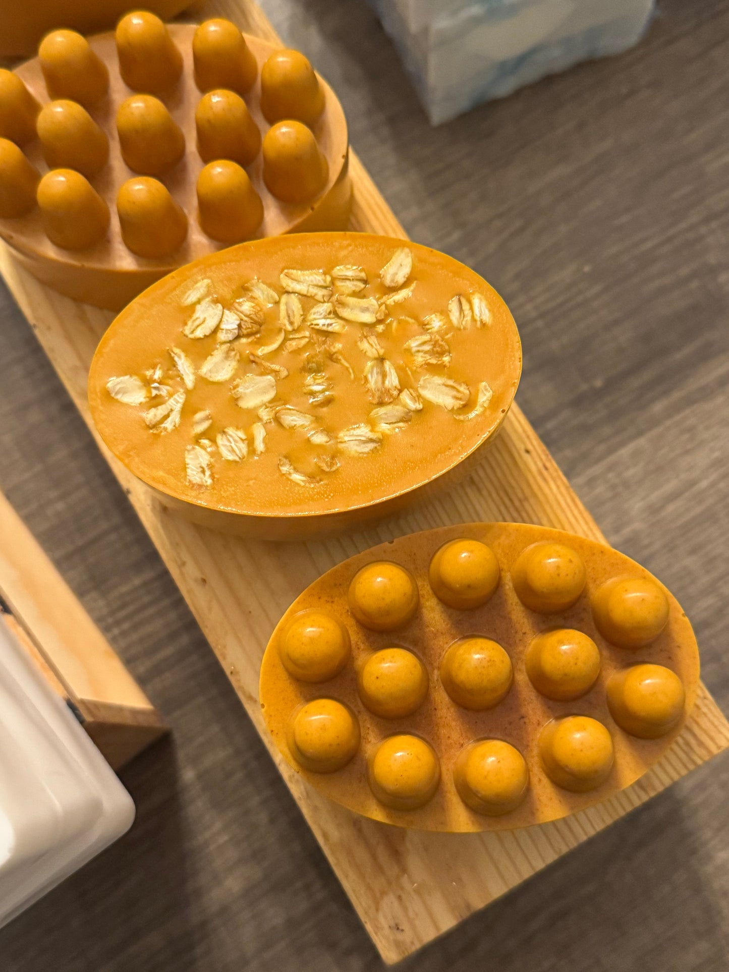 Turmeric & Honey or Turmeric, Oatmeal & Honey Massage Soap Bar