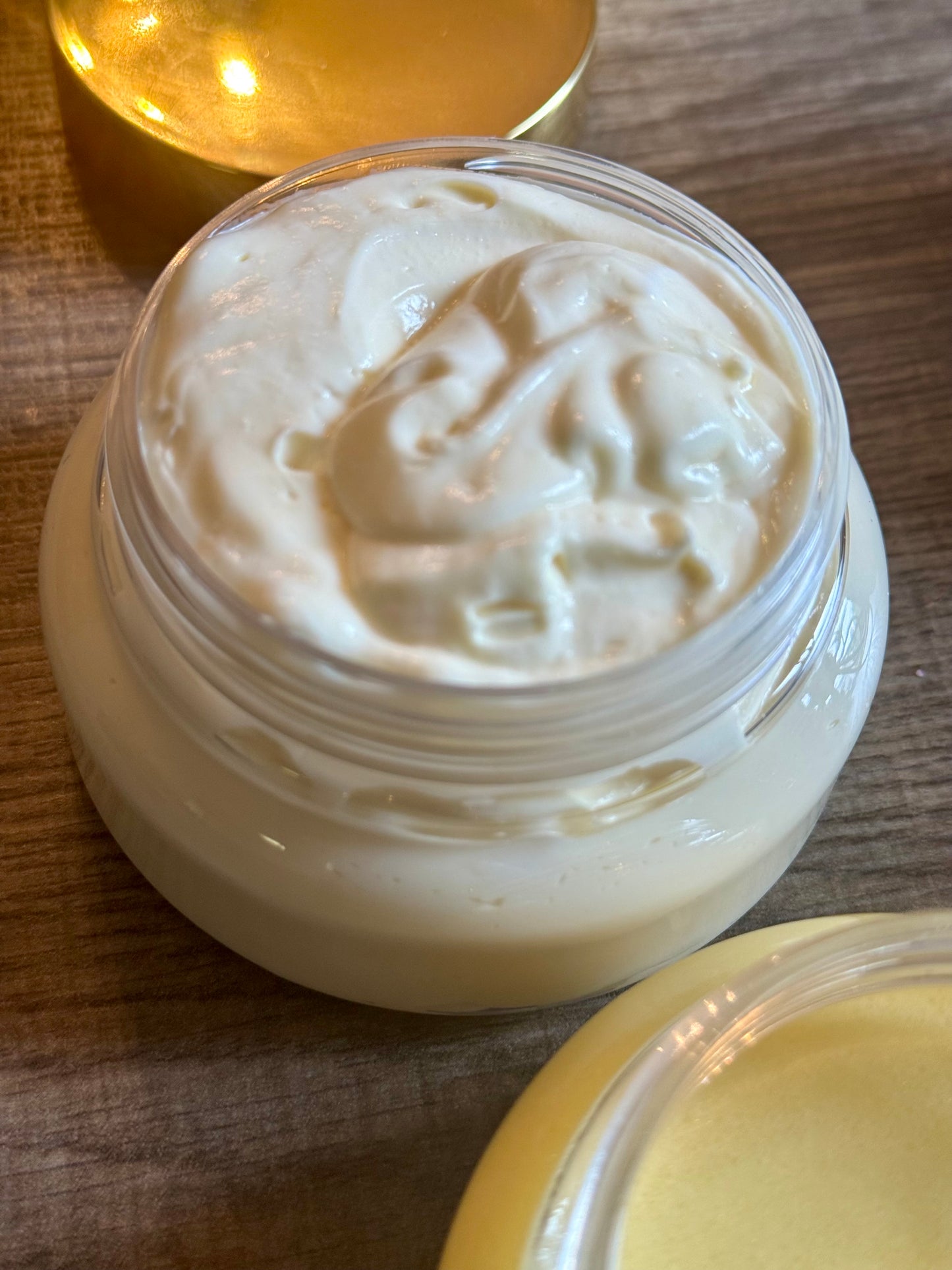 6 oz Whipped Body Butter Soufflé Cream