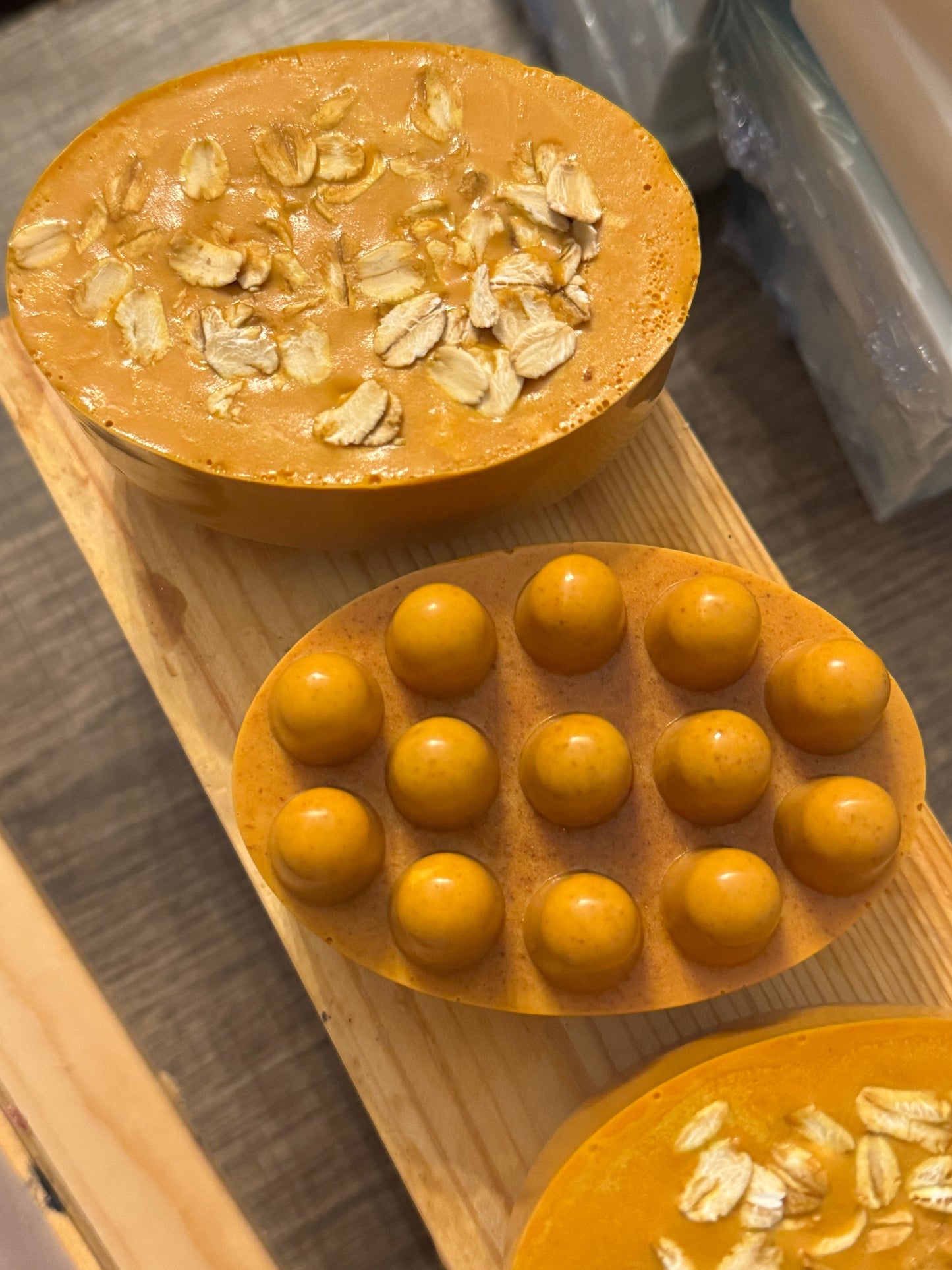 Turmeric & Honey or Turmeric, Oatmeal & Honey Massage Soap Bar