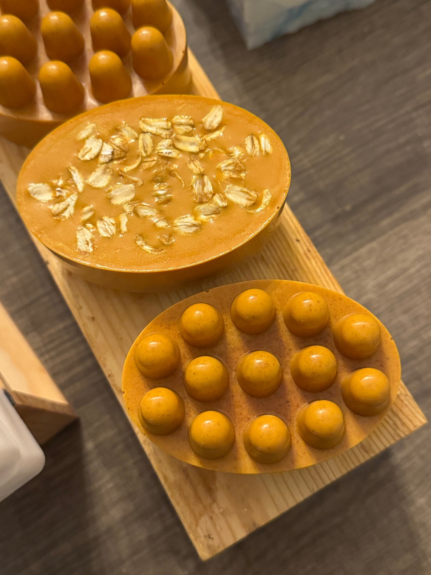 Turmeric & Honey or Turmeric, Oatmeal & Honey Massage Soap Bar