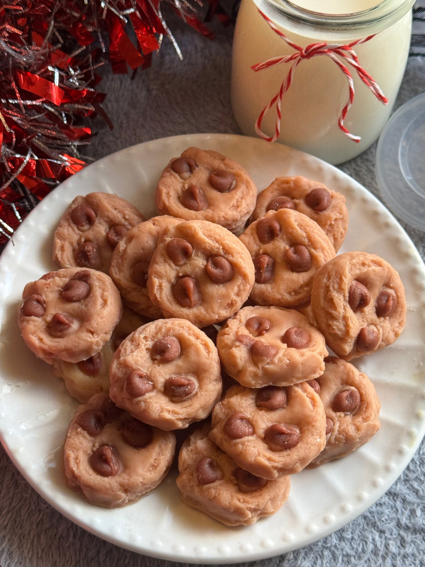 Mini Chocolate Chip Cookie Melts