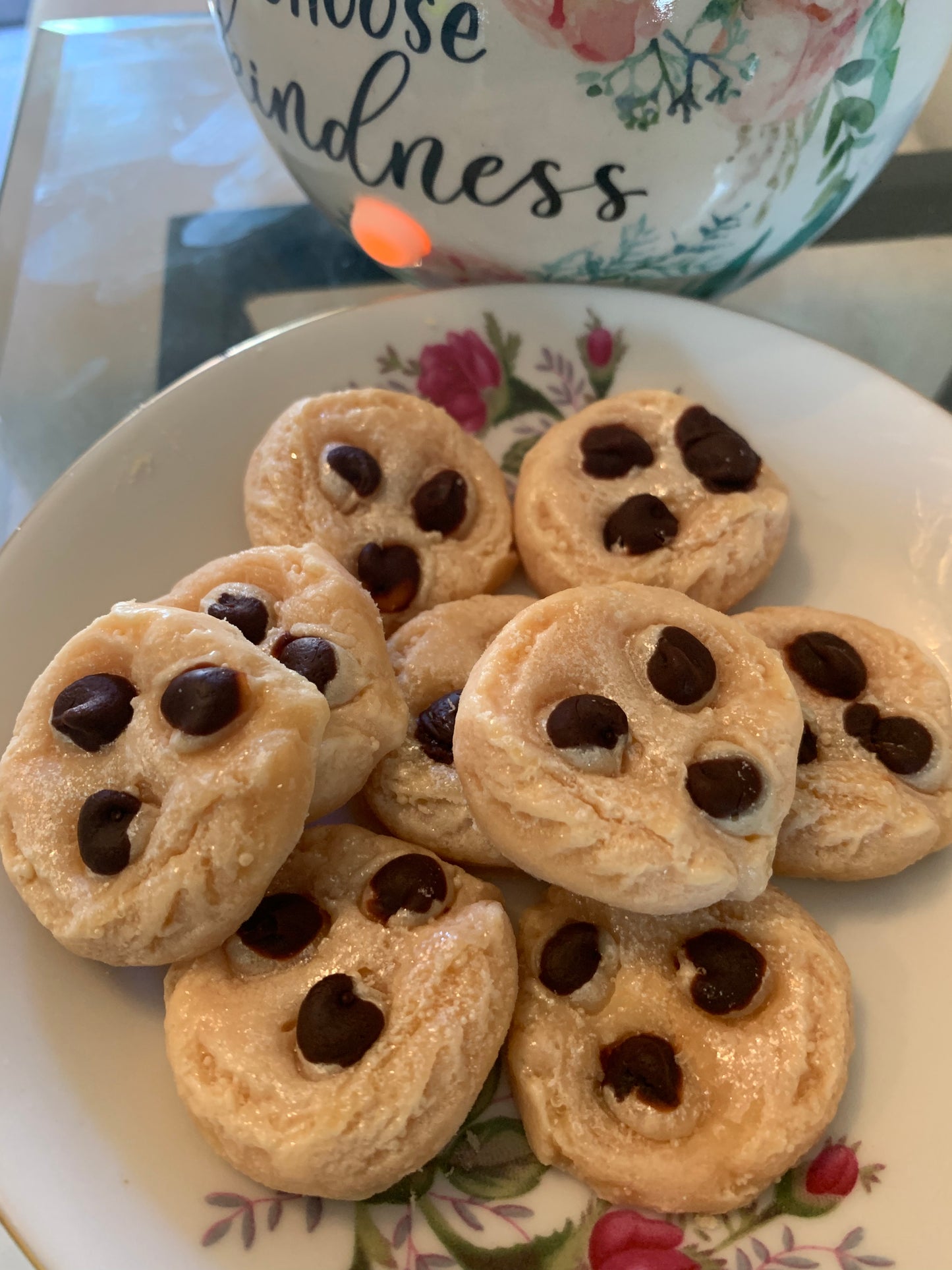 Mini Chocolate Chip Cookie Melts